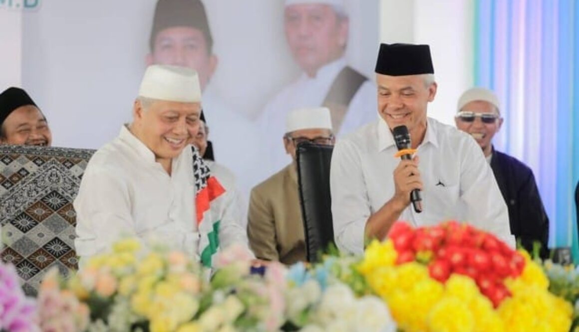 Gus-Yasin-Apresiasi-Program-Unggulan-Ganjar-Mahfud-Beri-Insentif-Guru-Agama